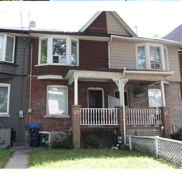 <span>Family house</span> in nature